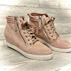 LINEA PAOLA NIYA Blush Pink Suede Sneakers 6.5